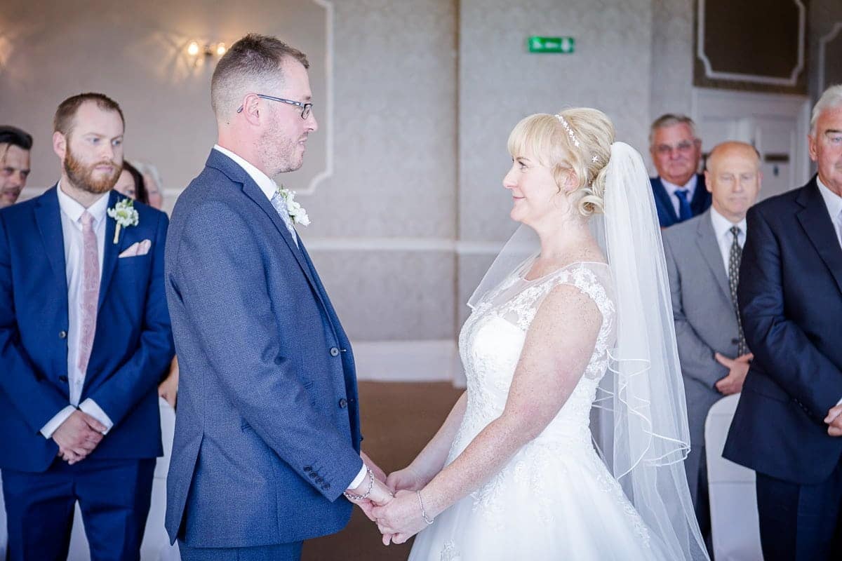 St Ives Wedding Photographer | Michelle & Andrew
