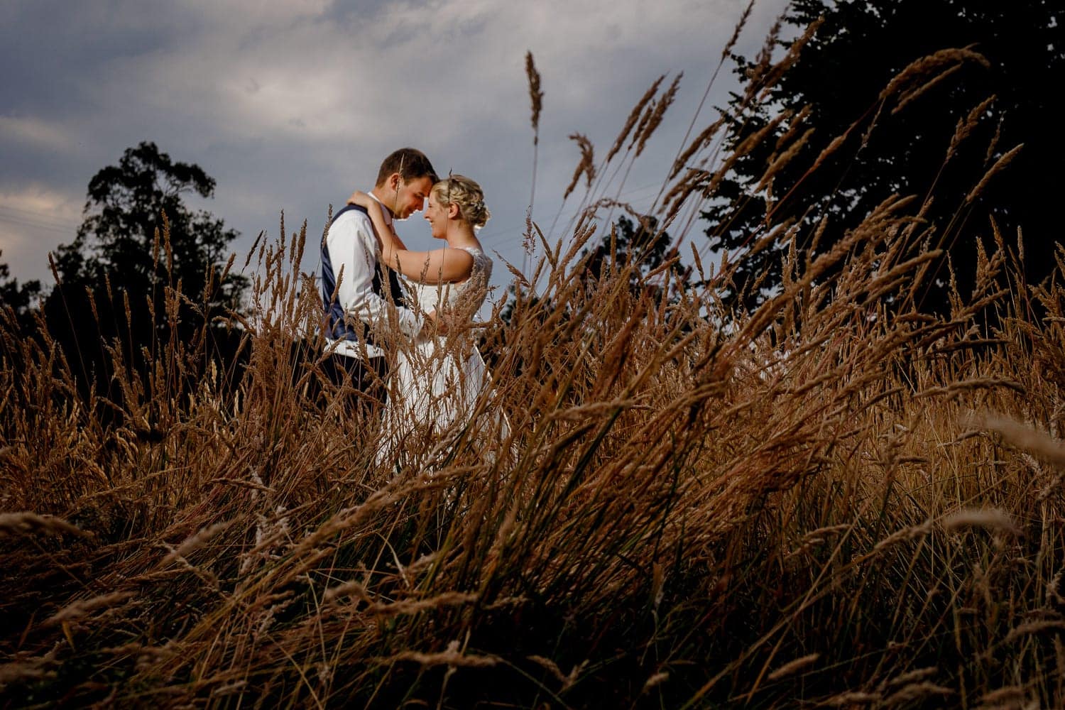 valleyside barn wedding