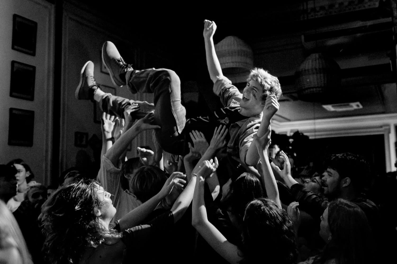 The Velvet Hands live Cornish Bank