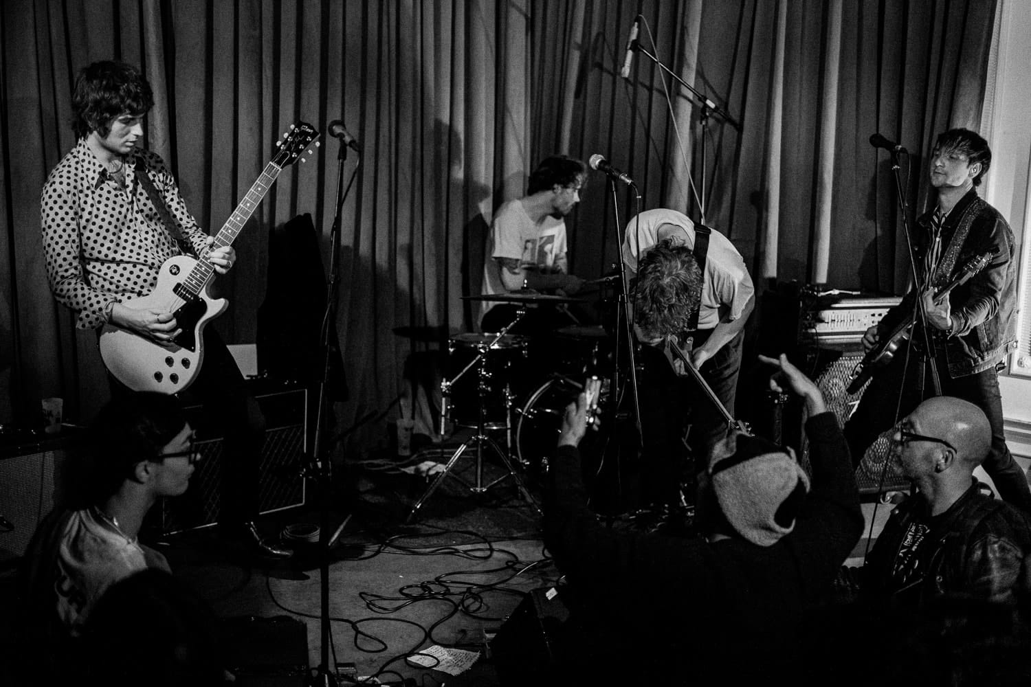 The Velvet Hands live Cornish Bank