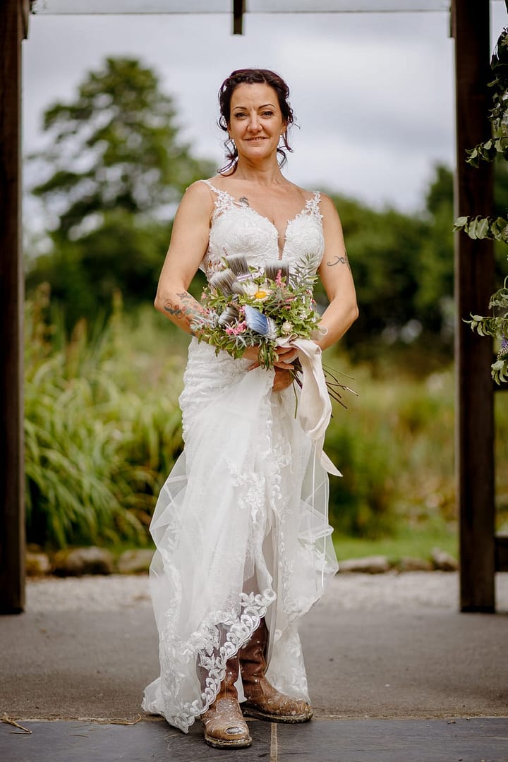 knightor winery wedding arbour